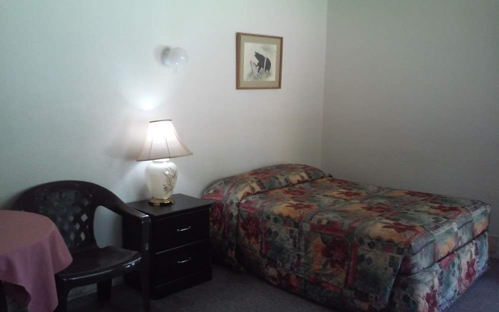 Sunny Valley Motel