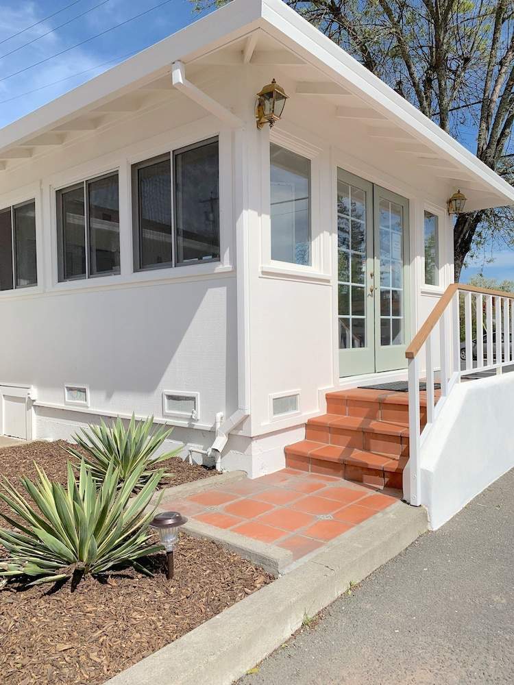 Carlin Cottages