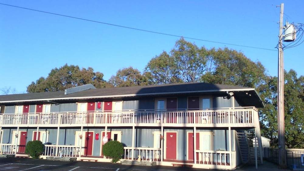 Mountain Country Inn