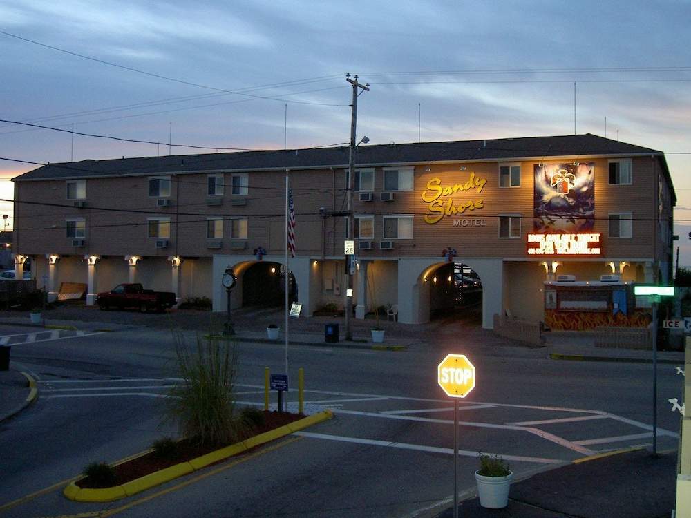 Sandy Shore Motel