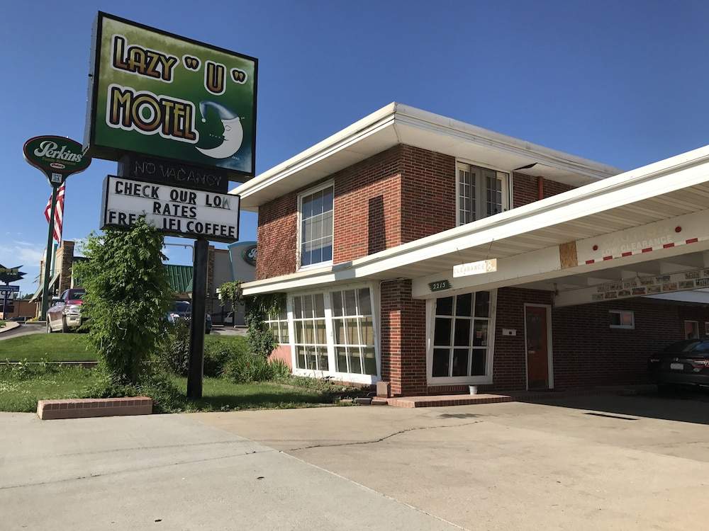 Lazy U Motel