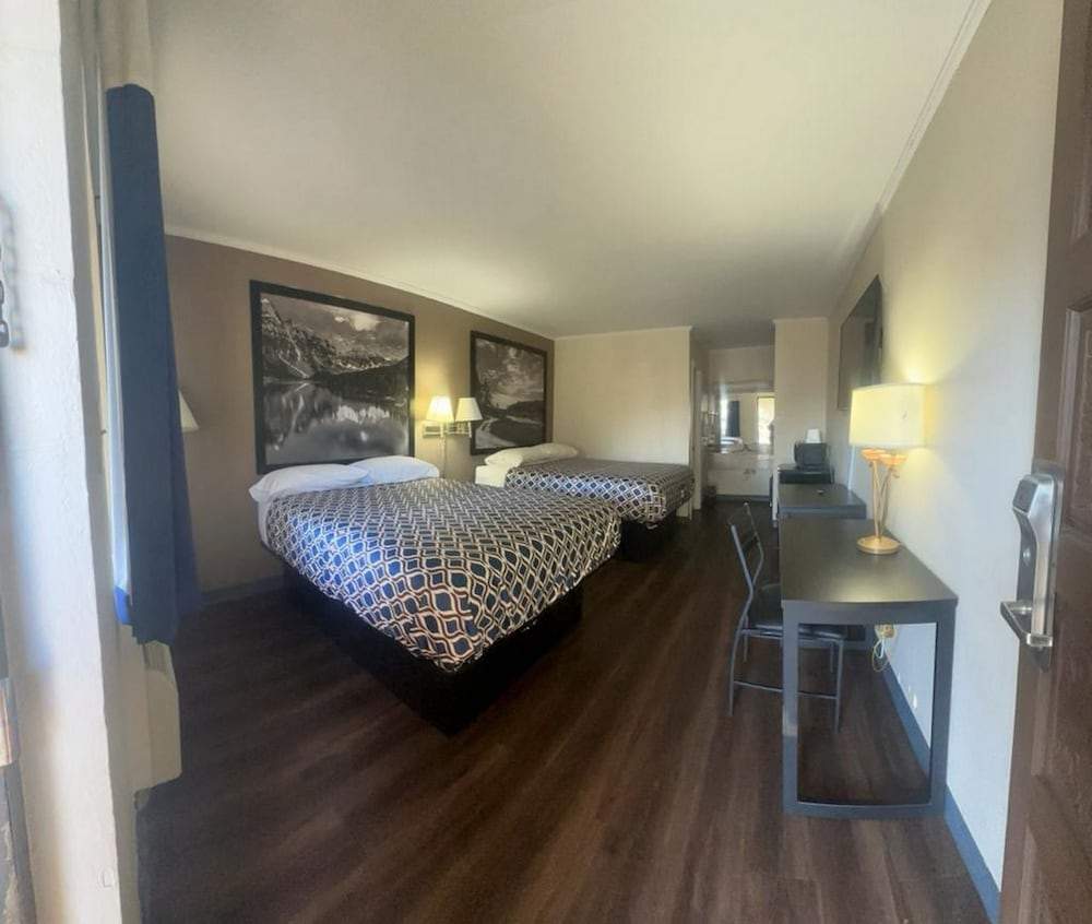 Loyalty Inn Rockingham