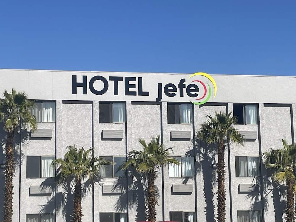 Hotel Jefe at Ojos Locos