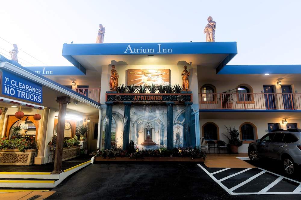 Atrium Inn