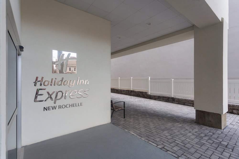 Holiday Inn Express New Rochelle by IHG