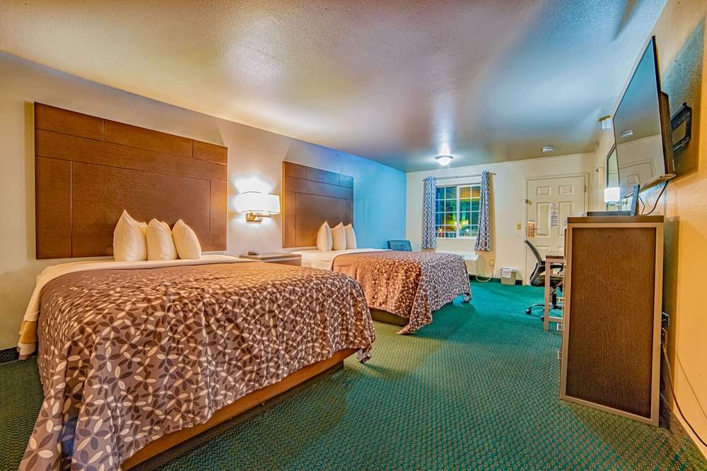 Turlock Inn