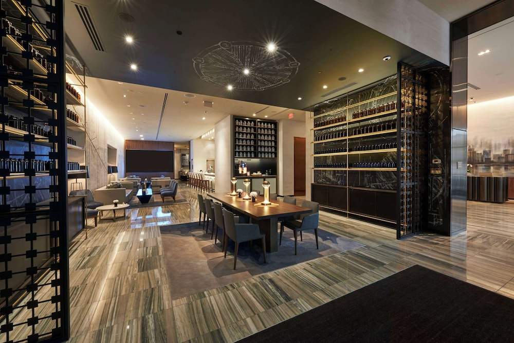 The Lofton Hotel, Tapestry Collection by Hilton