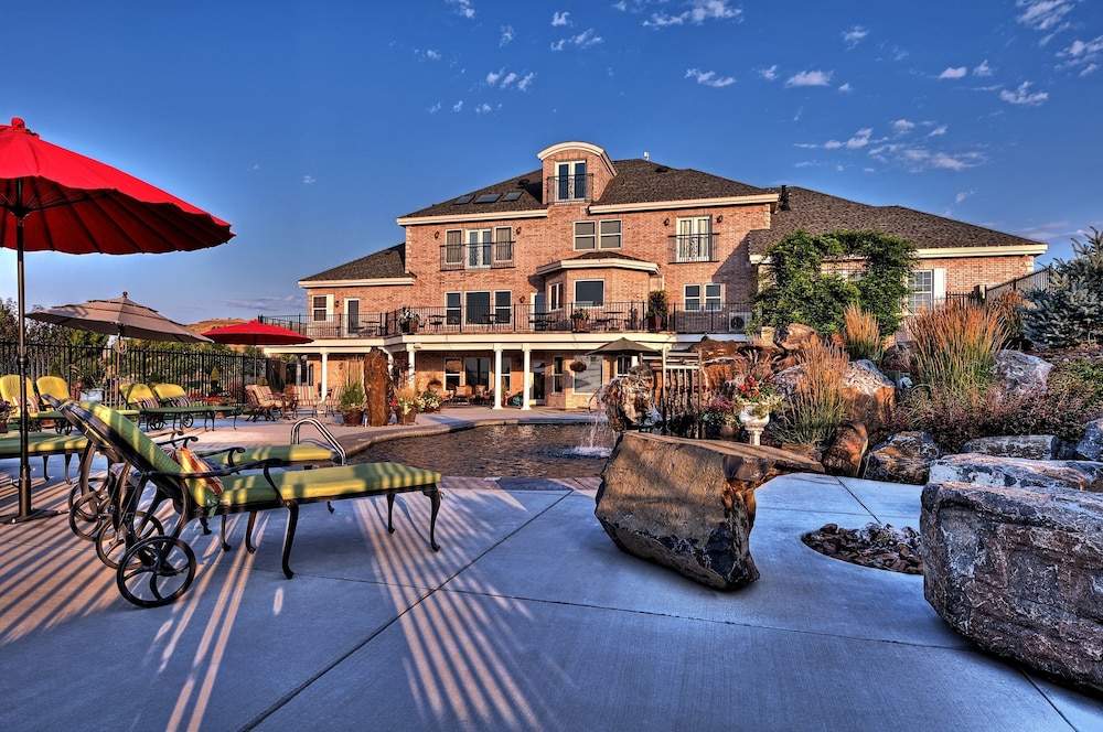 Cameo Heights Mansion