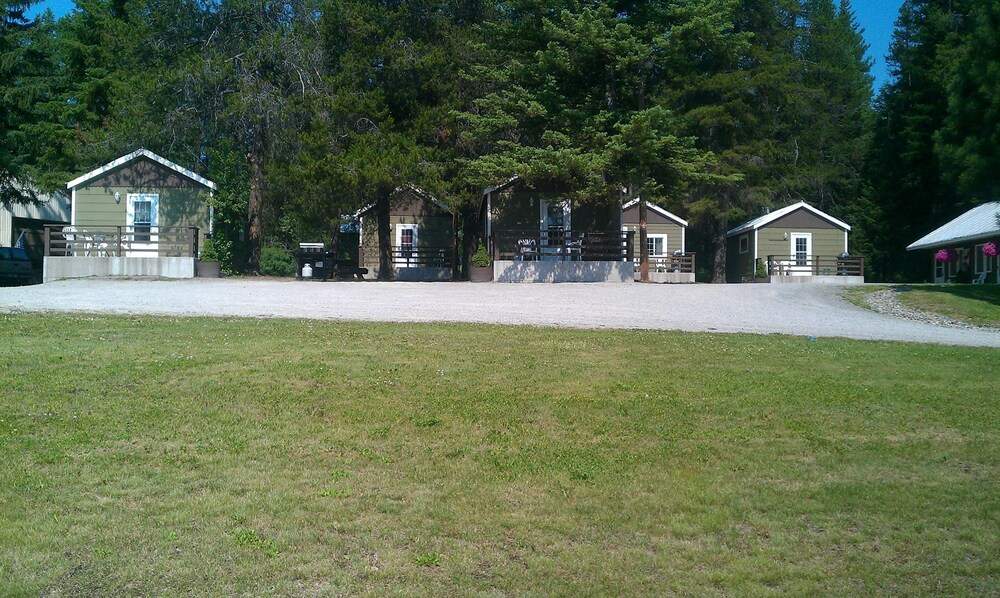 Evergreen Motel