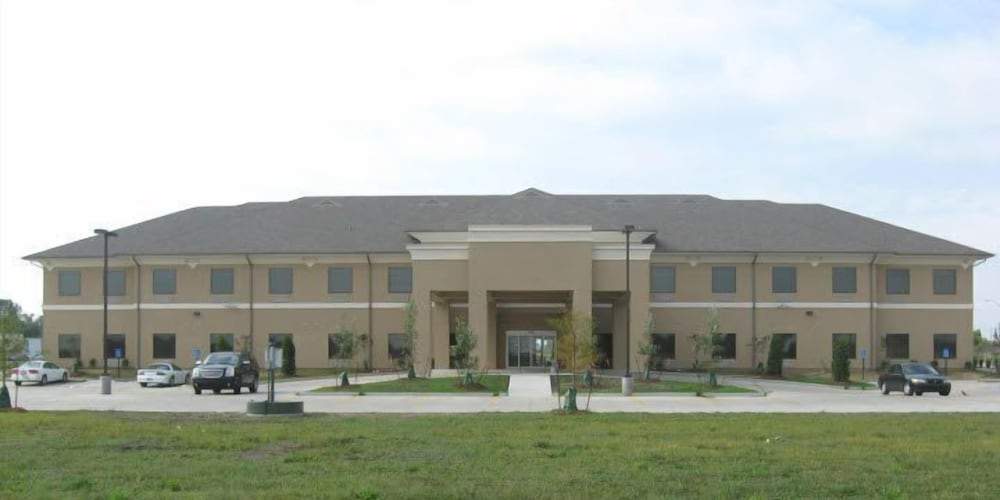 Ambassador Inn & Suites