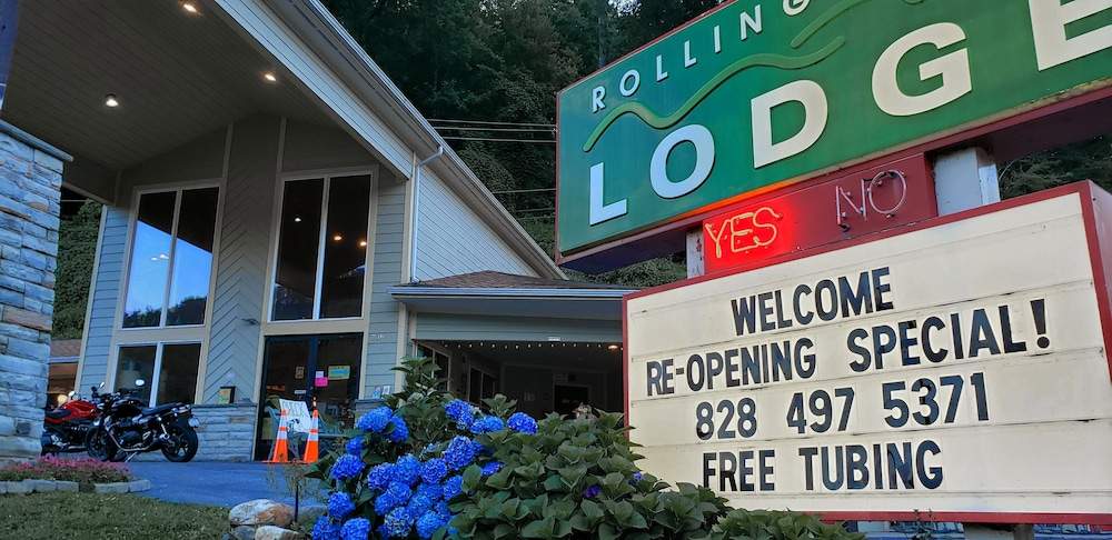 Rolling Hills Lodge