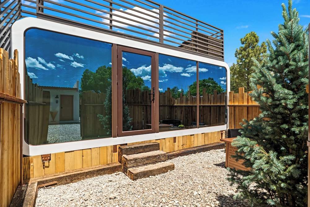 LUXX LODGE Glamping and Taos RV Park