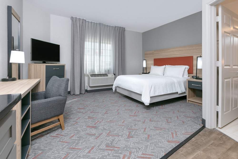 Candlewood Suites Lake Jackson Clute by IHG