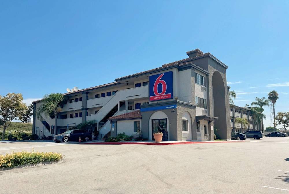 Studio 6 Suites – Bellflower, Ca - Los Angeles