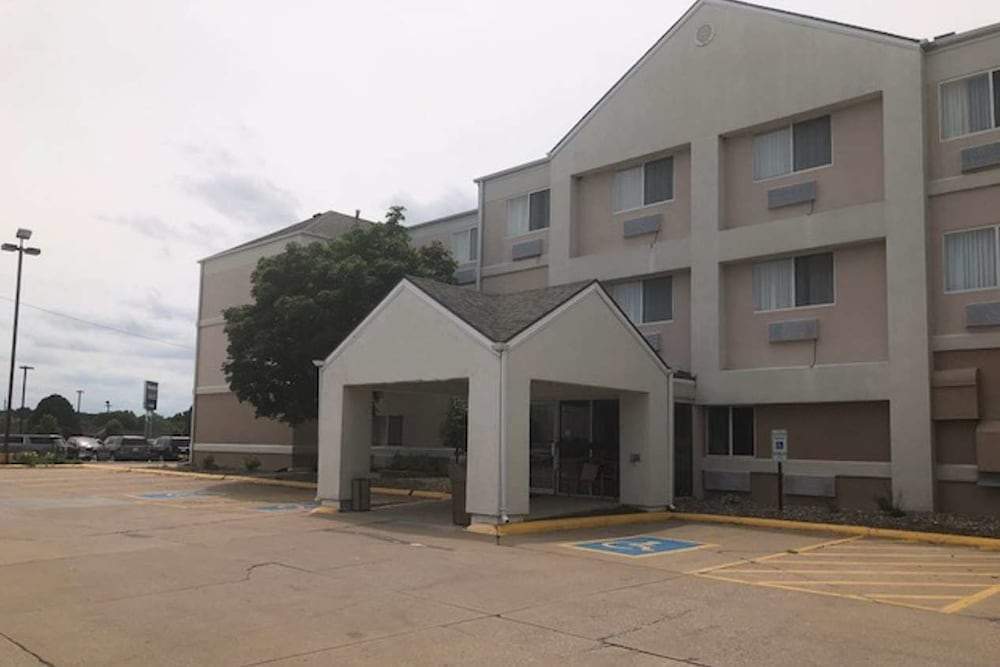 Comfort Inn Davenport East - Bettendorf