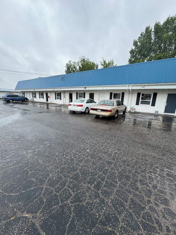 Omro & Fish Inn