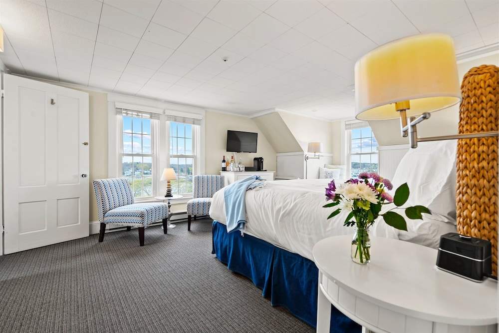 Topside Inn