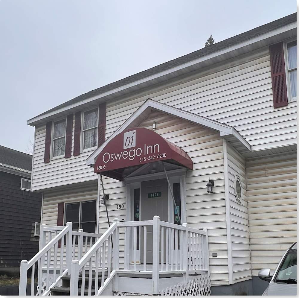 Oswego Inn