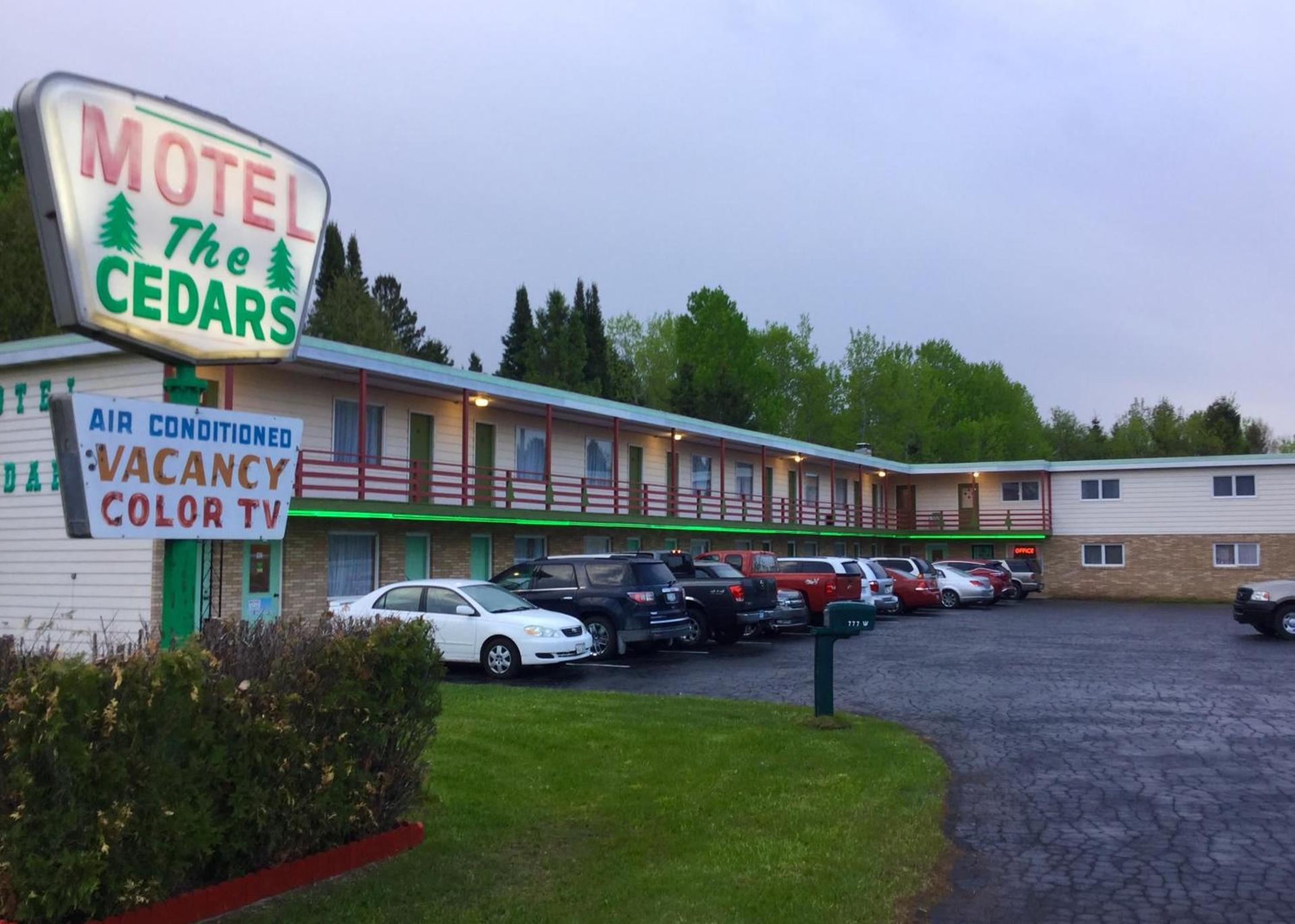 Cedars Motel photo 17