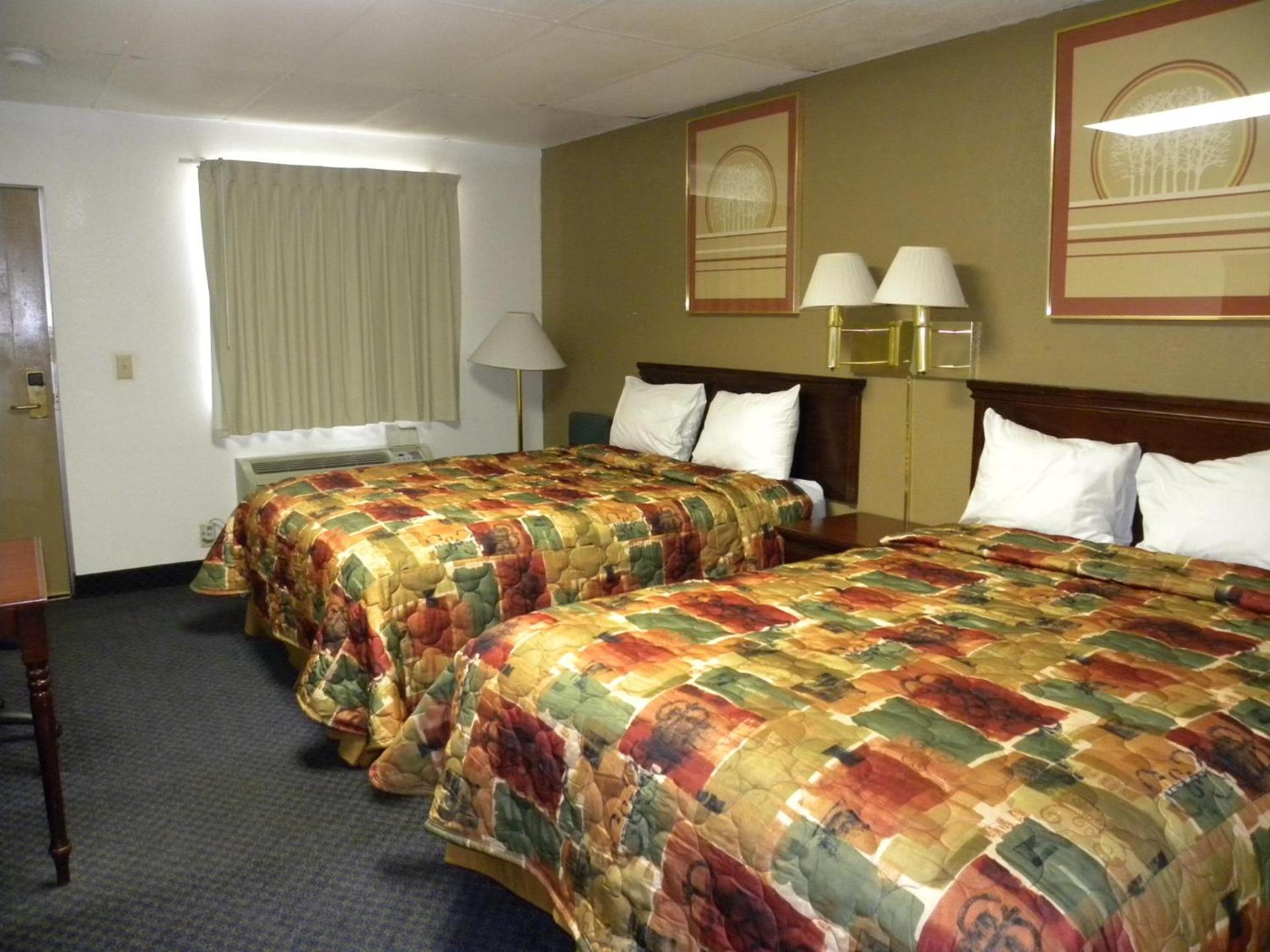 Guest Inn Rogers photo 96