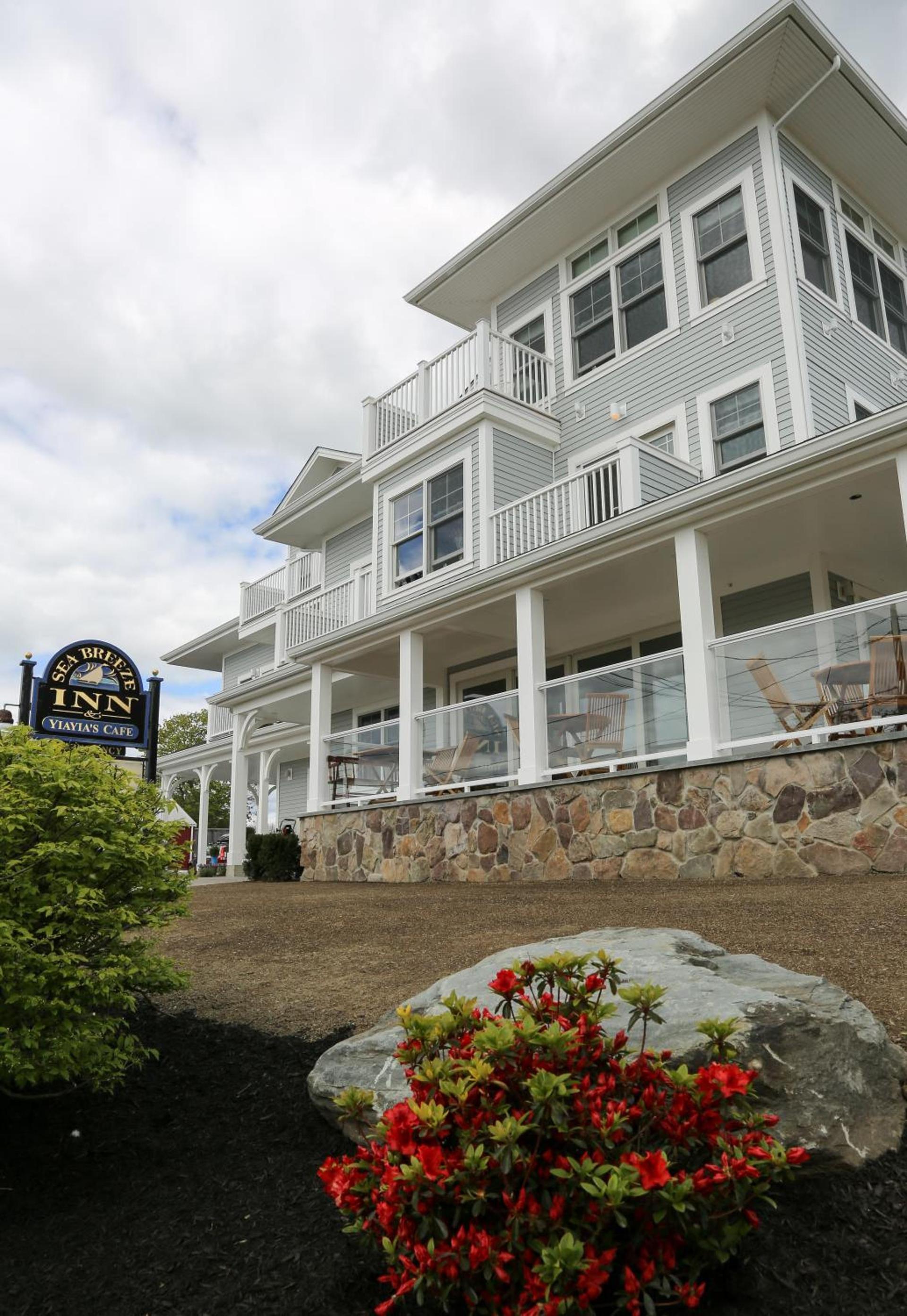 The Sea Breeze Inn photo 1