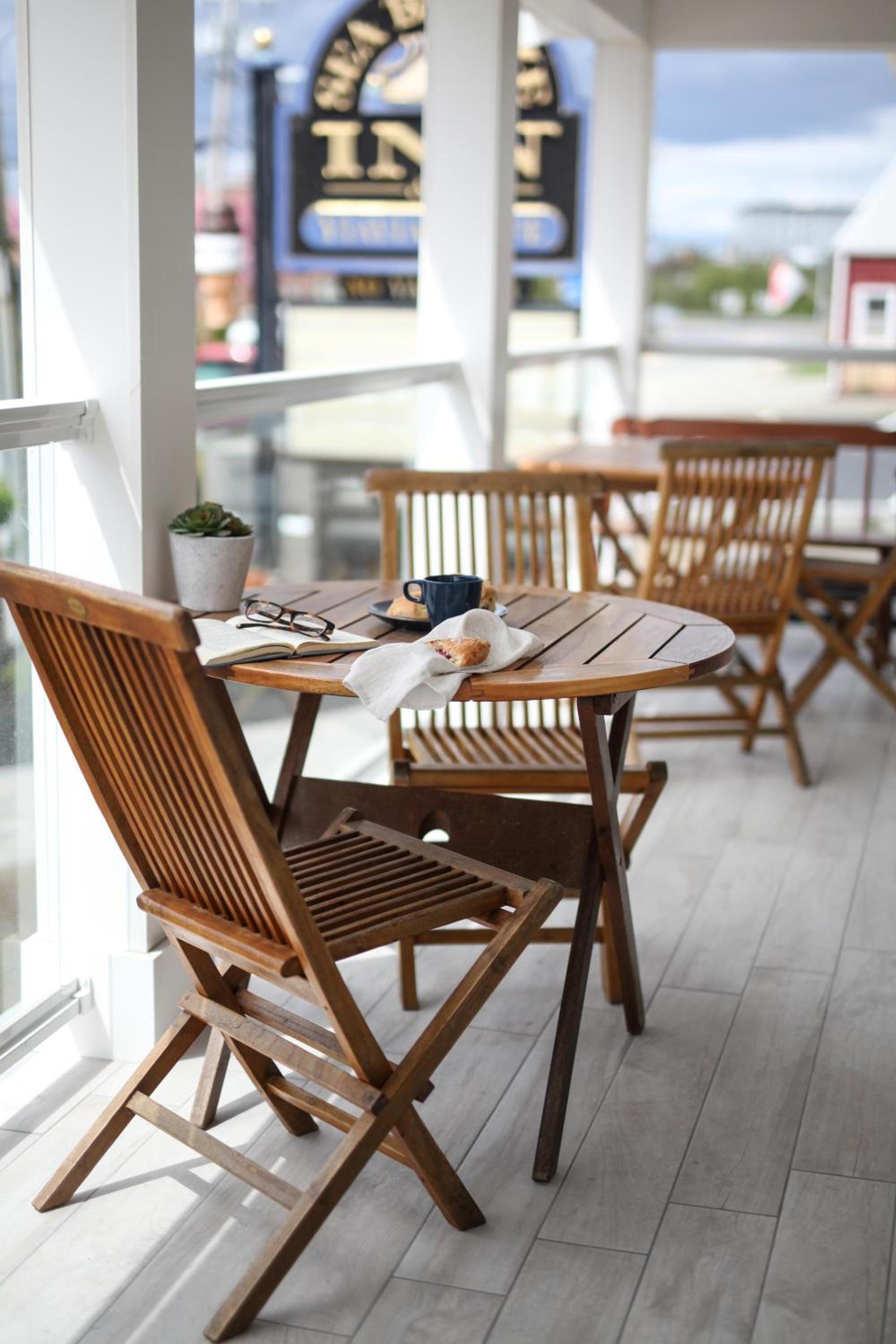 The Sea Breeze Inn photo 14
