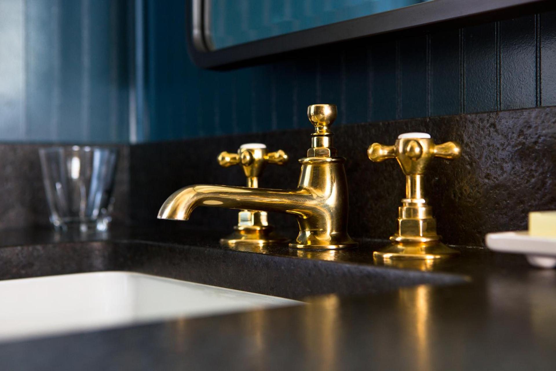 Anvil Hotel photo 13