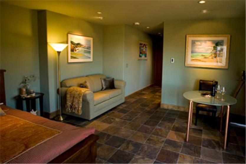 Pearlessence Vineyard Inn photo 24
