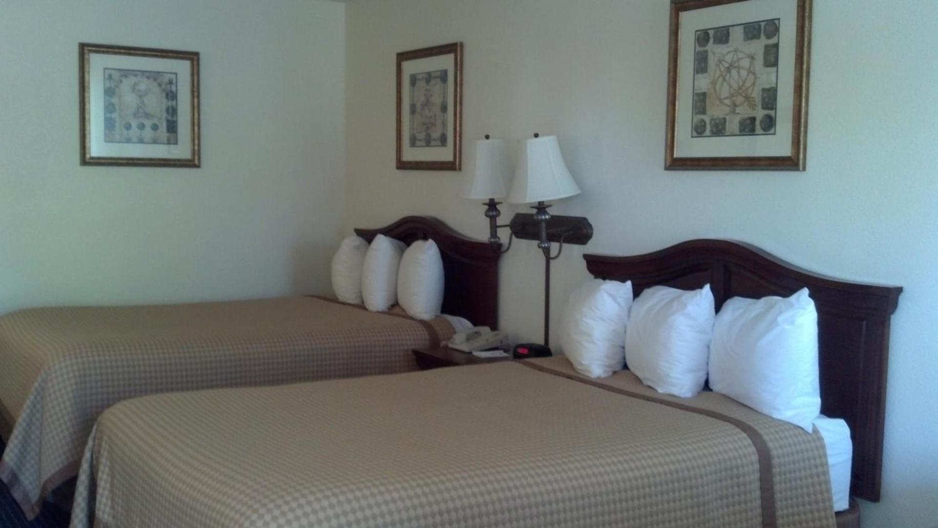 Baymont by Wyndham Rocky Mount I-95 photo 39