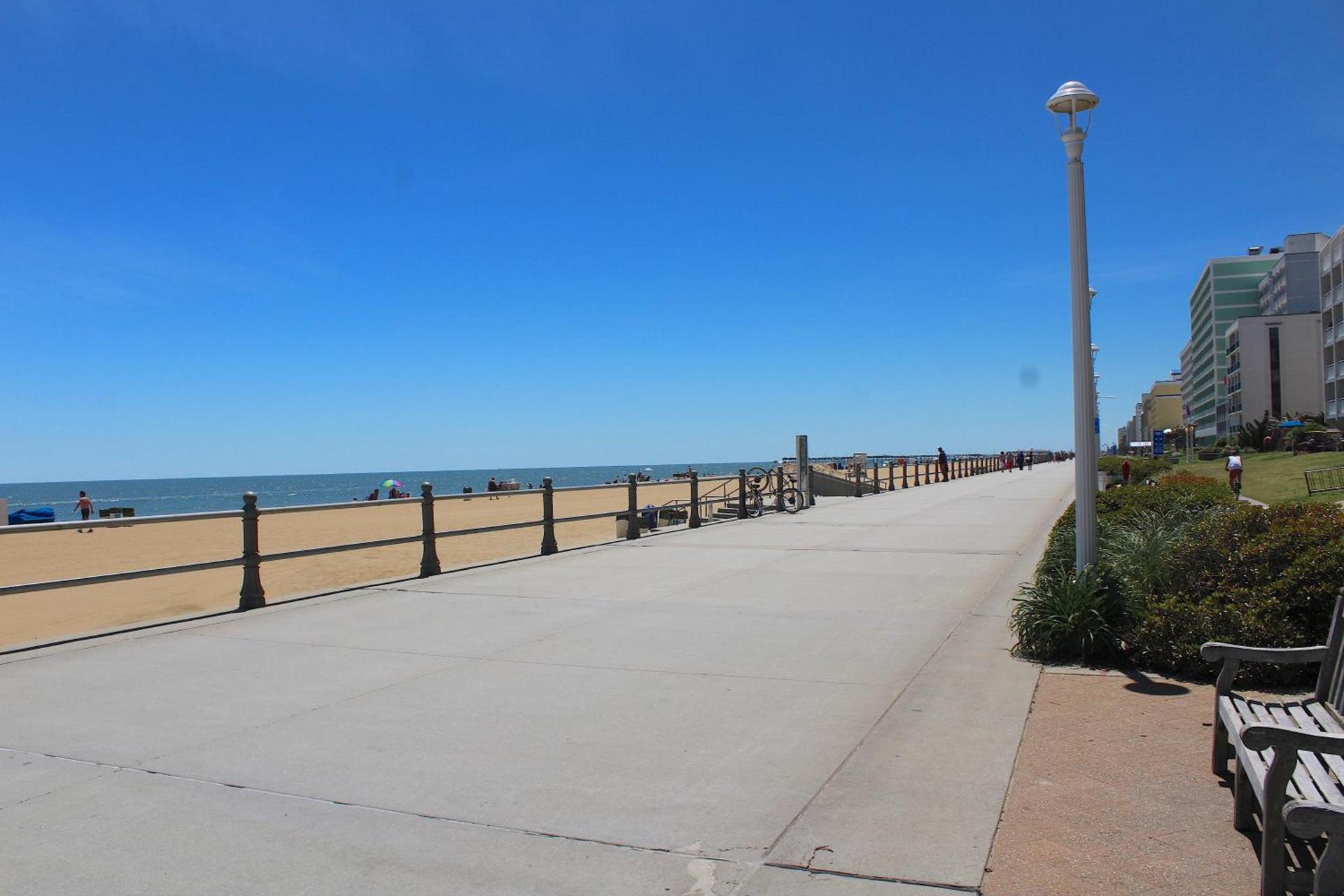 Ocean Sands Resort, Oceanfront, Virginia Beach by Vacatia photo 17