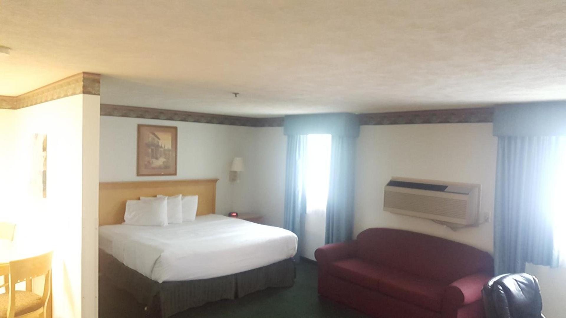Baymont by Wyndham Coeur D Alene photo 34