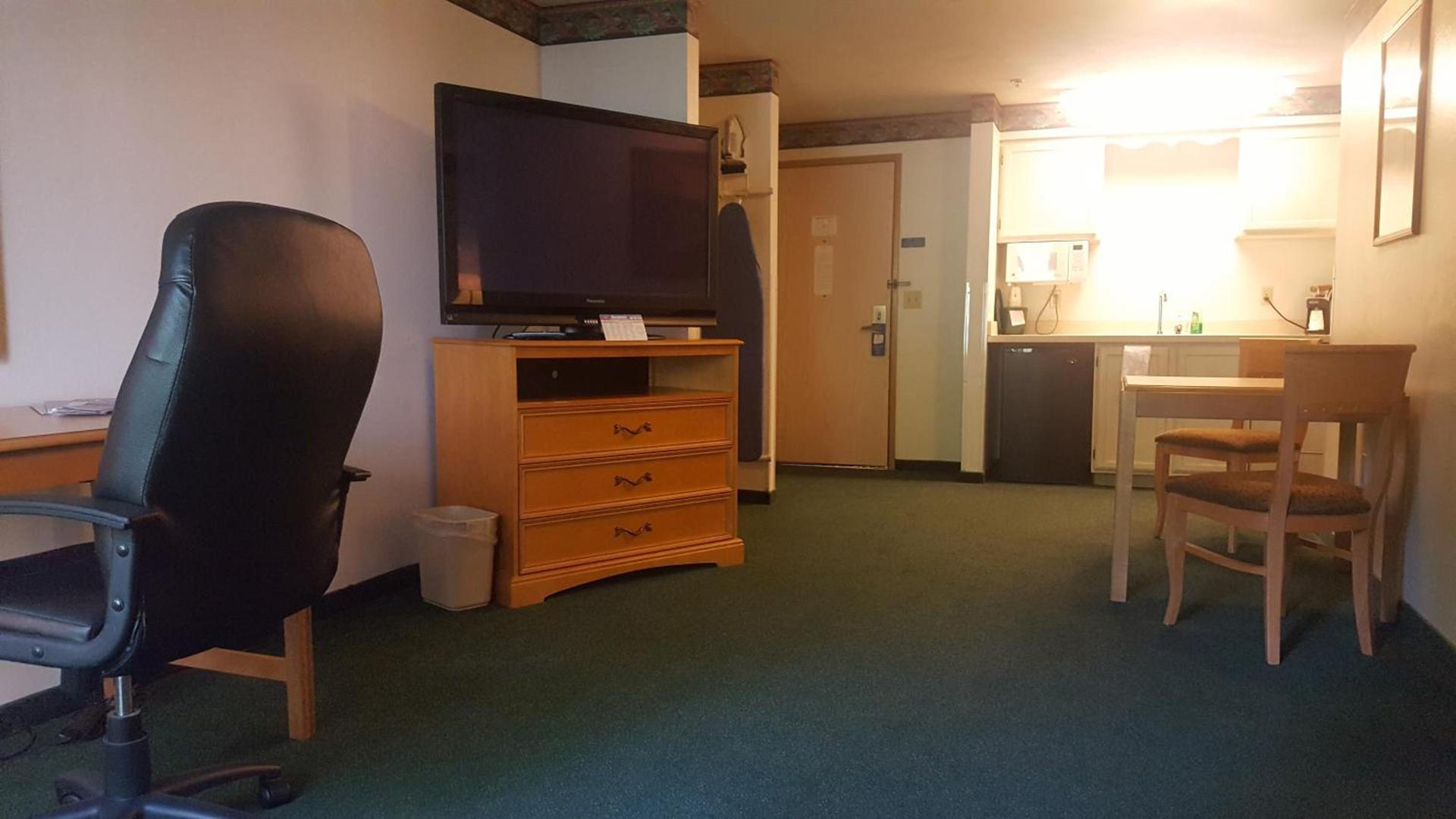 Baymont by Wyndham Coeur D Alene photo 39