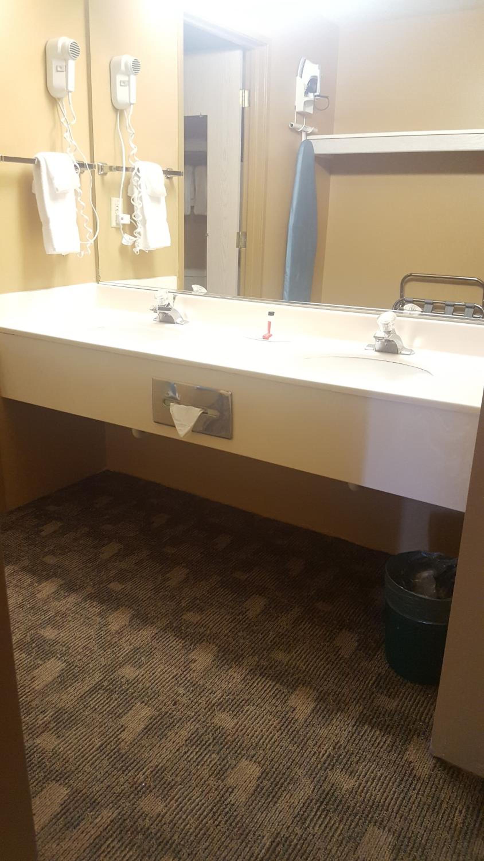 Baymont by Wyndham Coeur D Alene photo 35