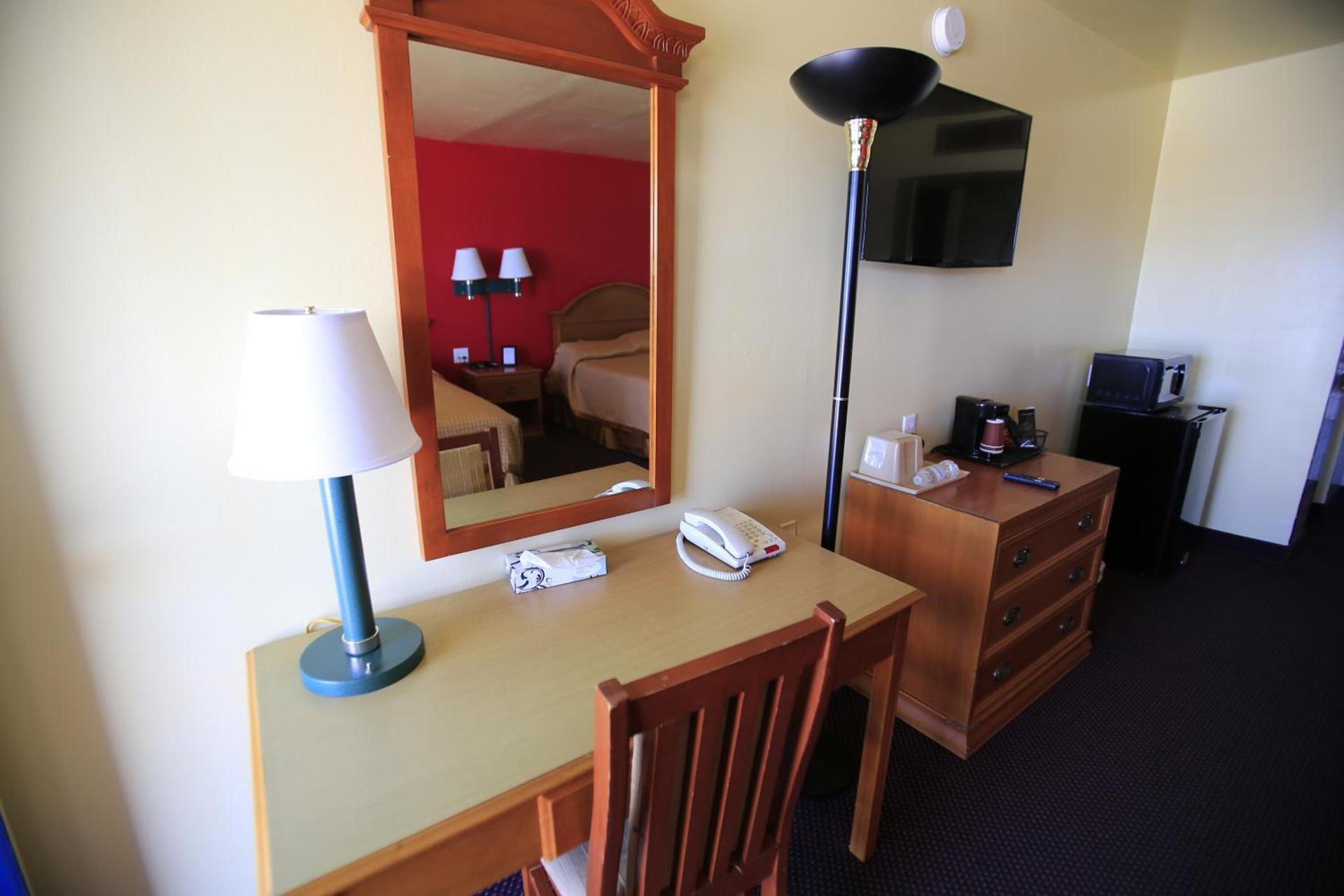 Shamrock Country Inn photo 8