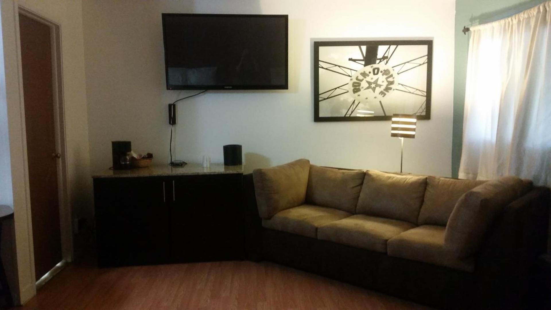 The Gold Lodge photo 13
