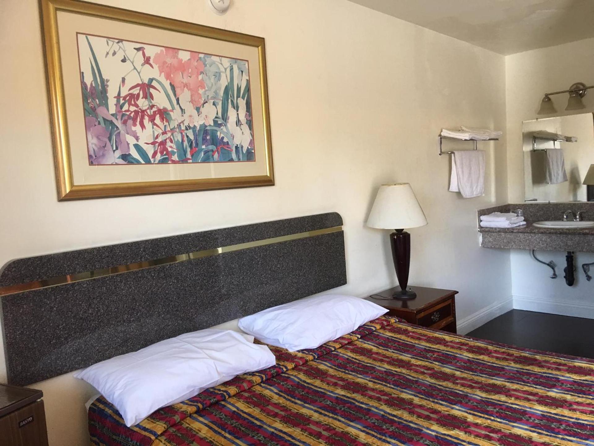 Sand Piper Motel - Los Angeles photo 6
