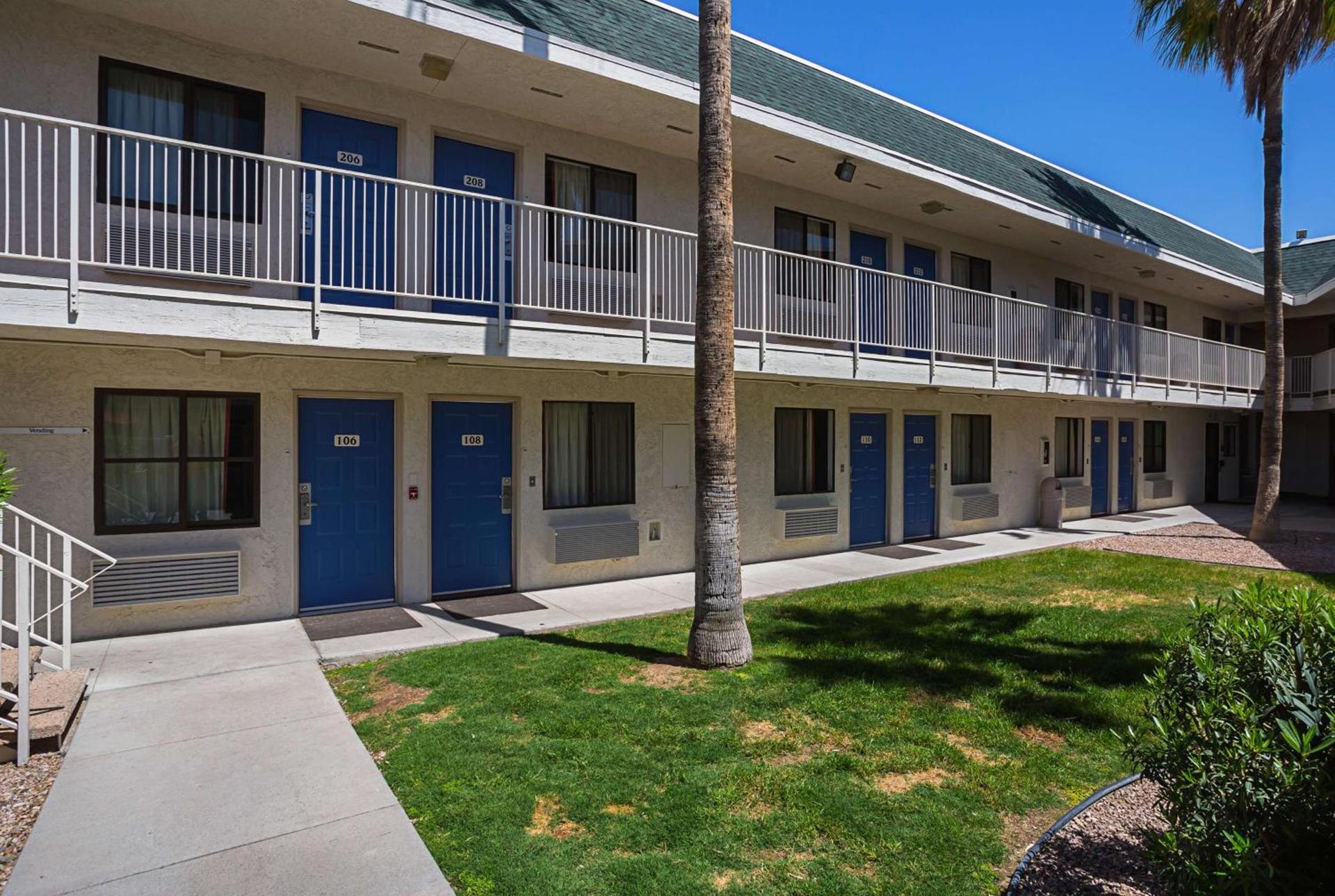 Motel 6-Yuma, AZ - East photo 17
