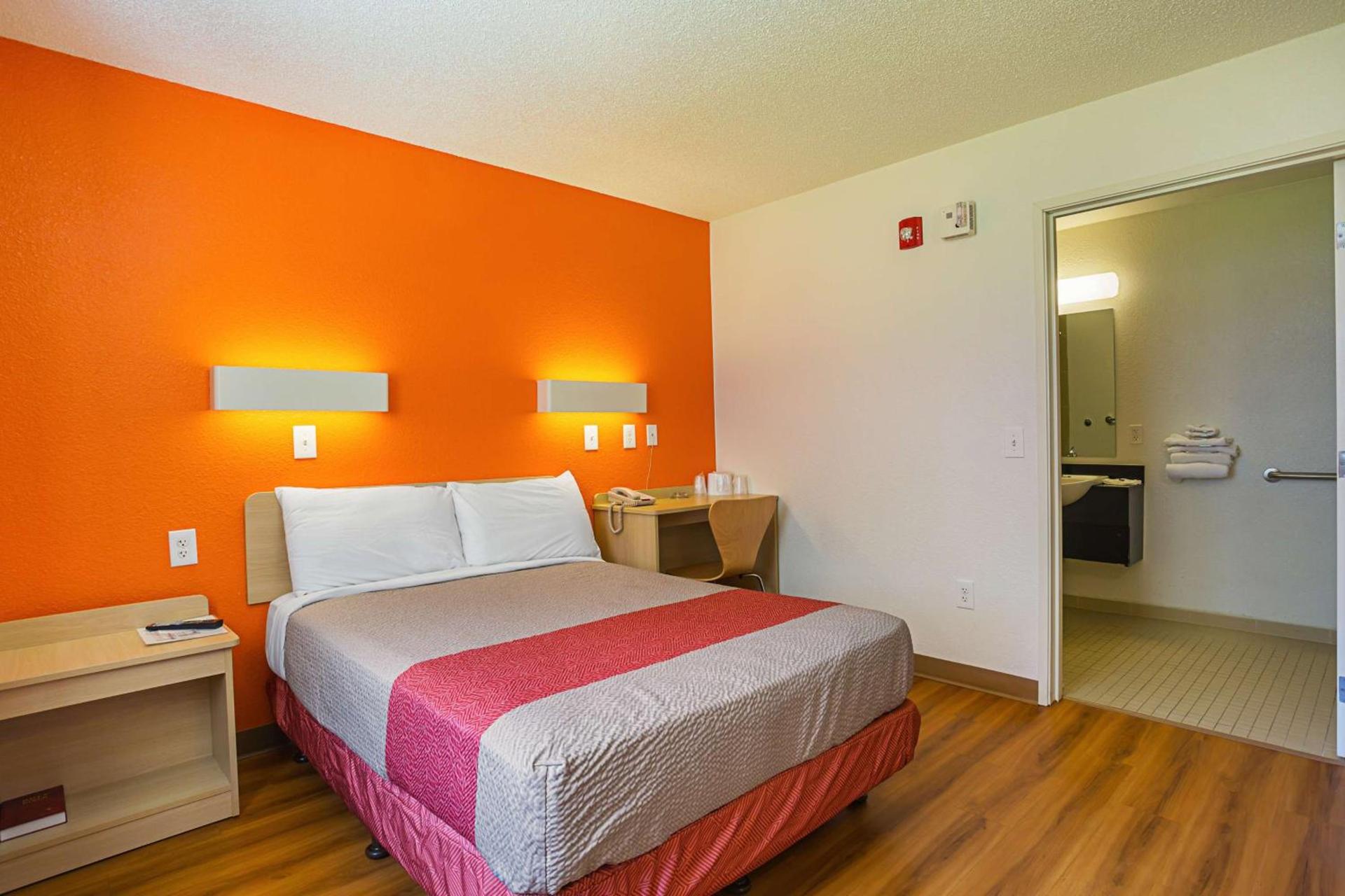 Motel 6-Yuma, AZ - East photo 25