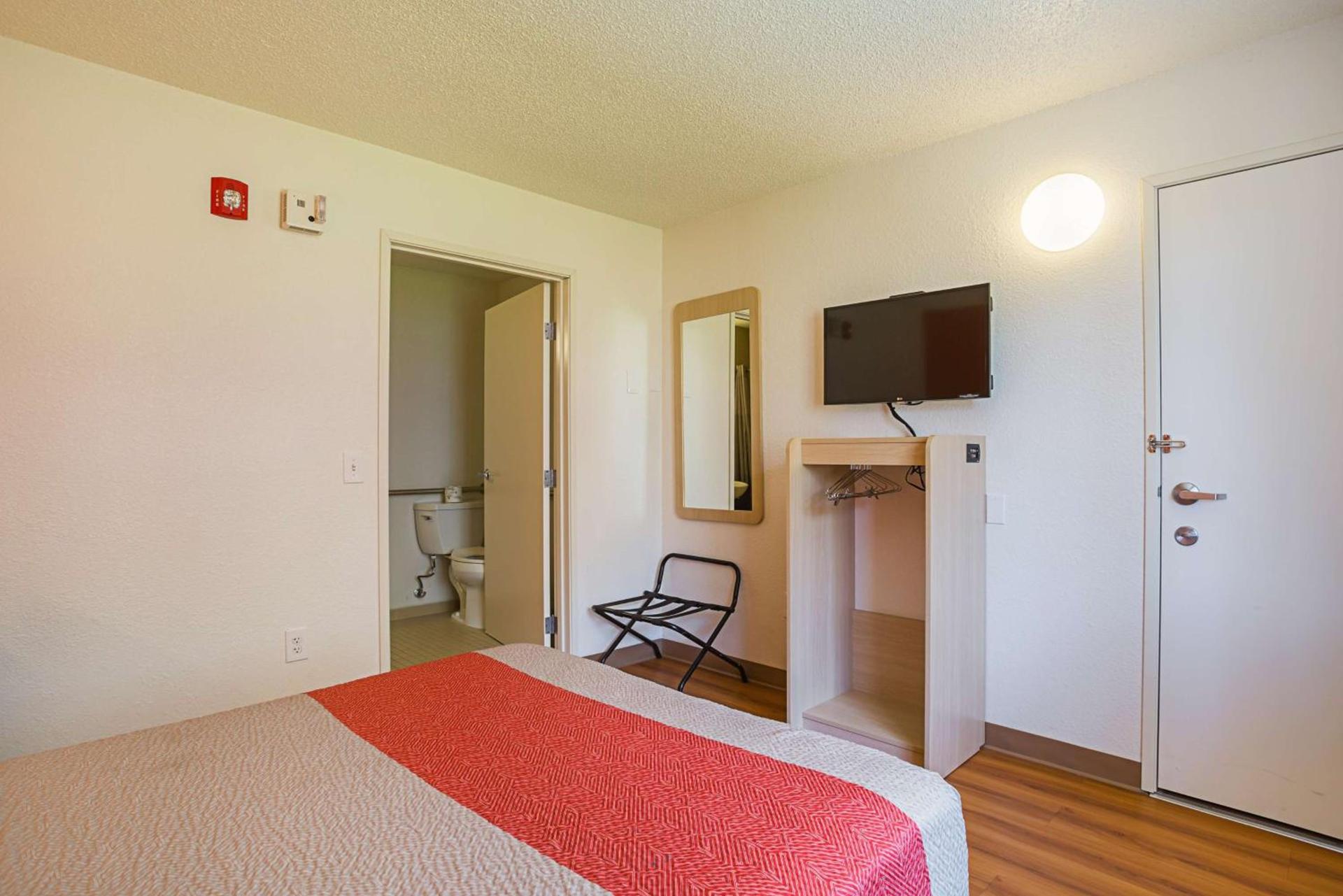Motel 6-Yuma, AZ - East photo 26