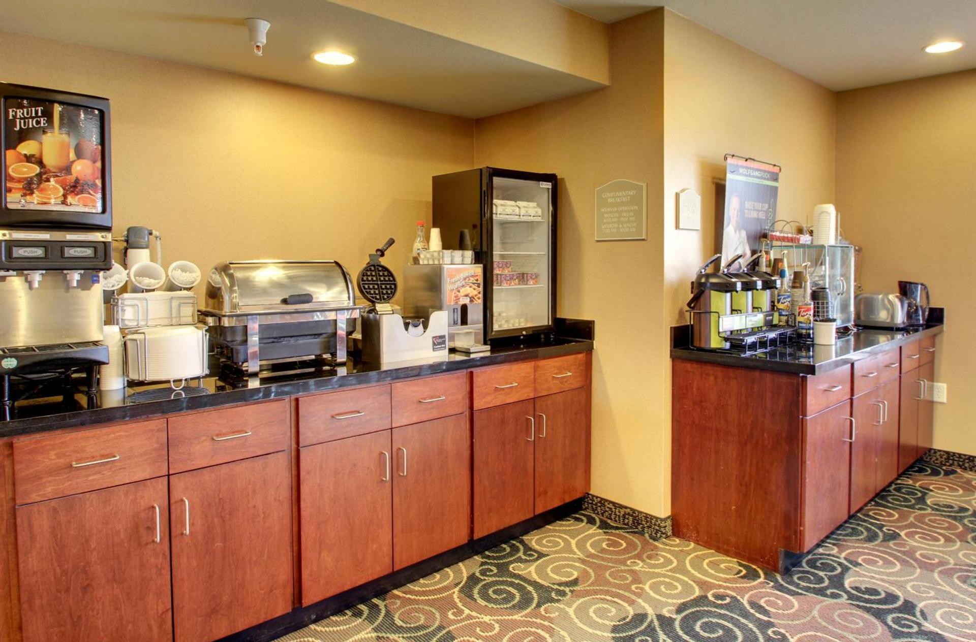 Cobblestone Inn & Suites - Hartington photo 24