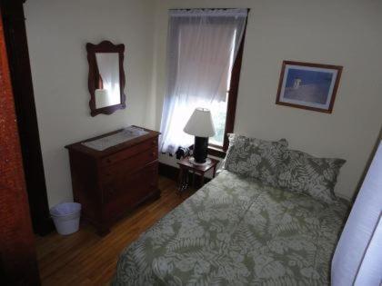 Sandpiper Beachfront Motel photo 16
