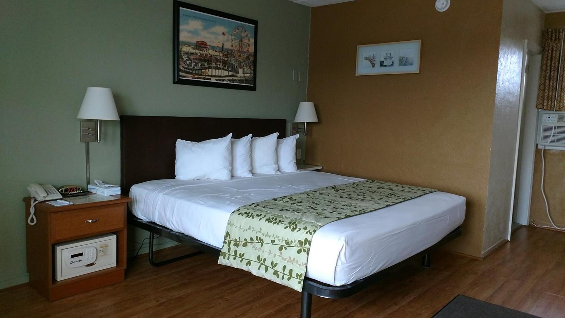 Marlane Motel photo 40