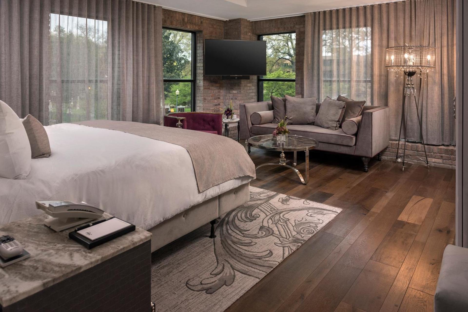 The Ivey's Hotel photo 44