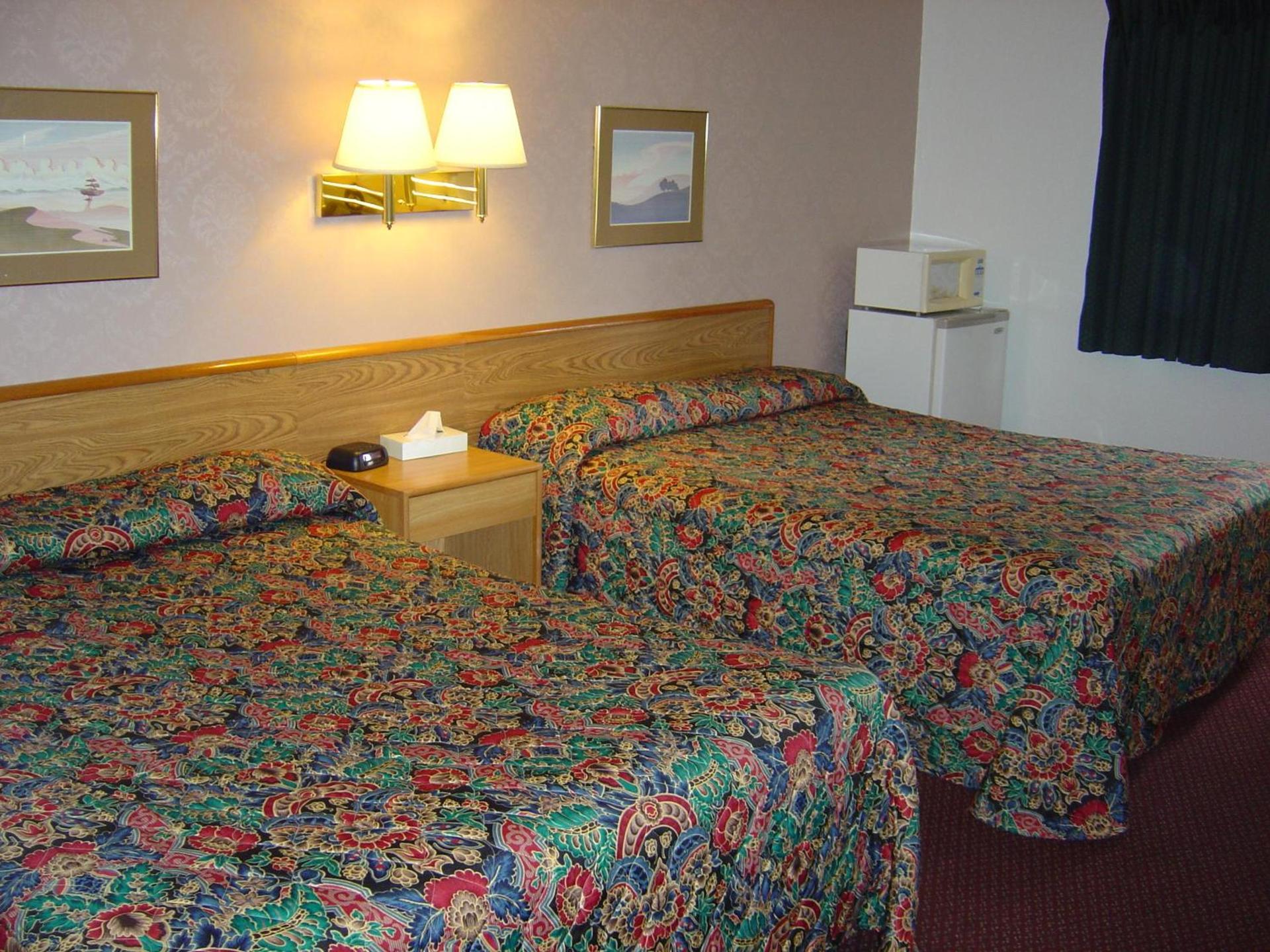 Wakota Inn and Suites photo 2