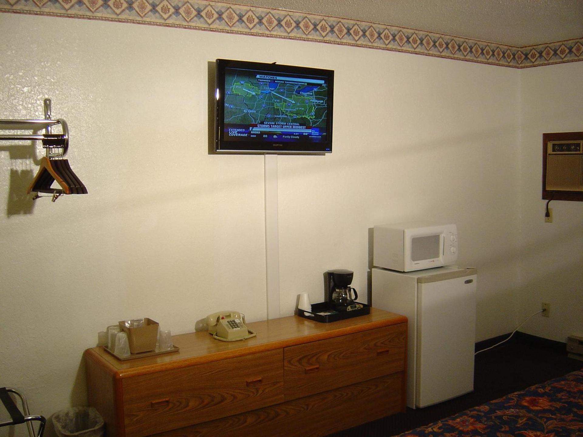 Wakota Inn and Suites photo 16