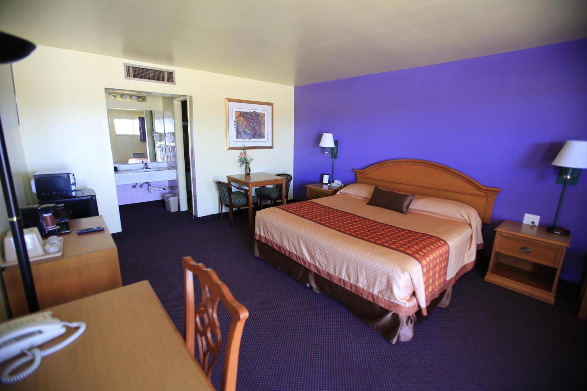 Shamrock Country Inn photo 39