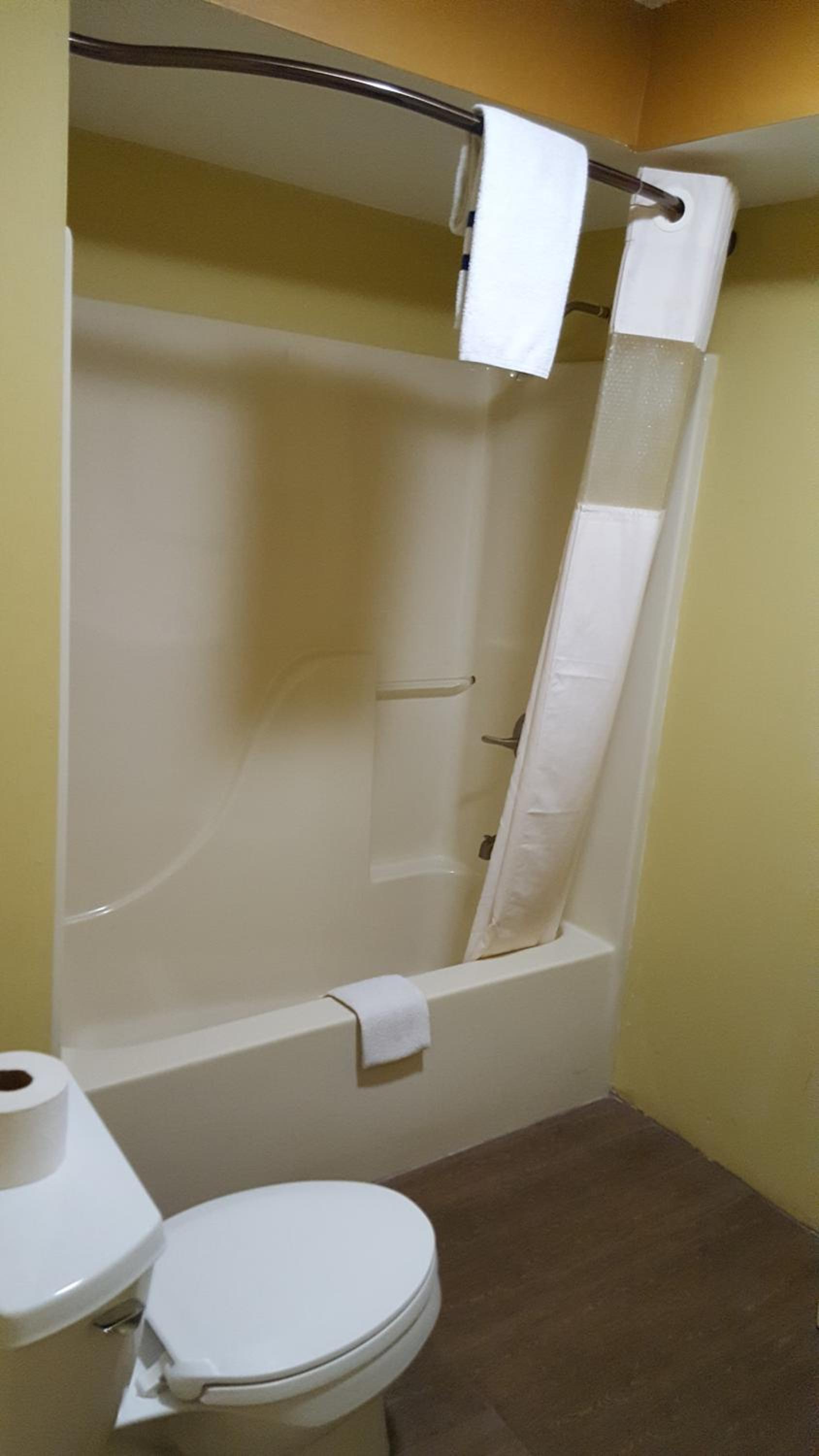 Budget Motel photo 11