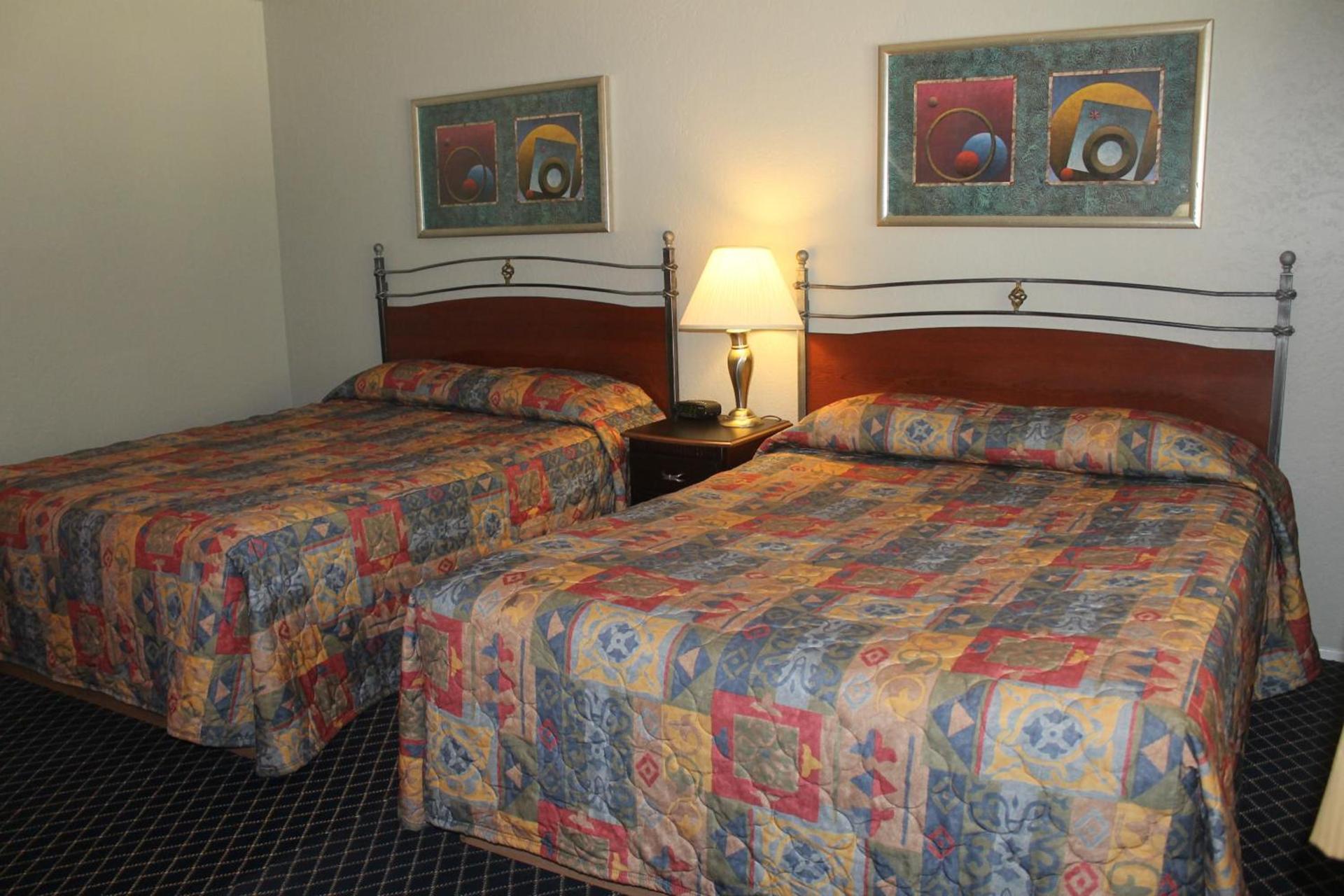 Golden Chain Motel photo 11