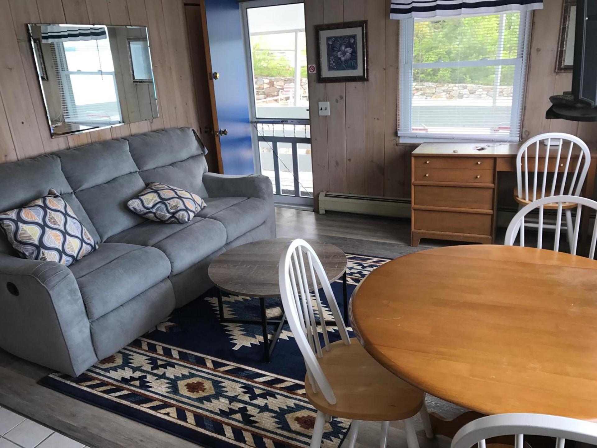 Belknap Point Inn photo 7