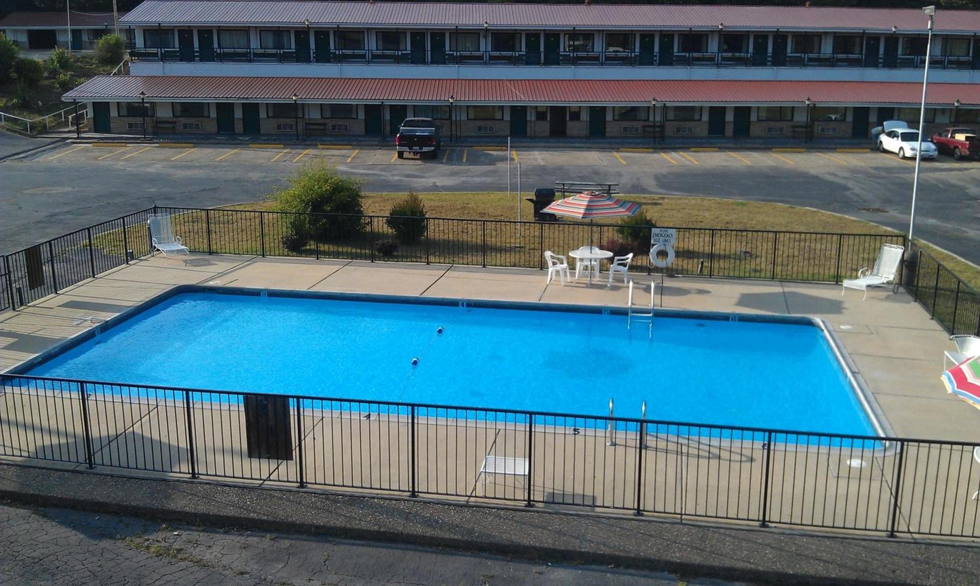 Family Budget Inn Harrison photo 9